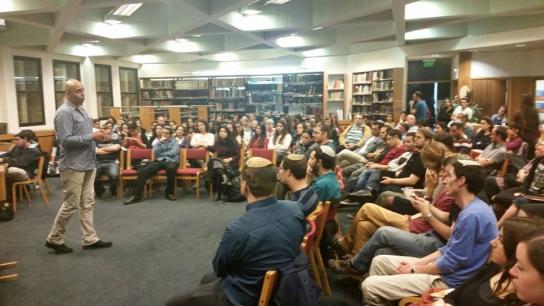 Evening Beit Midrash in the Midrasha